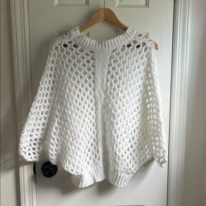 Elegant White Knit Sweater